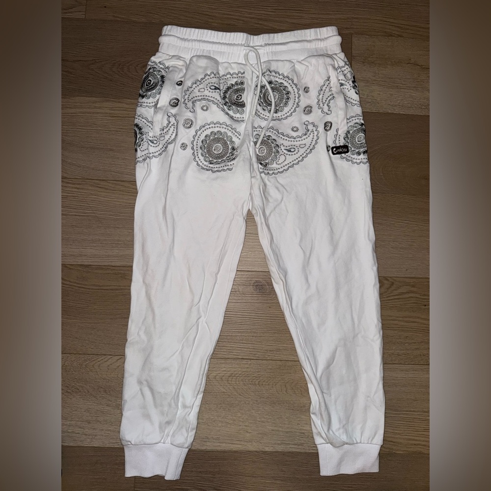 Cookies Embroidered Paisley Print White/Silver Jogger Pants